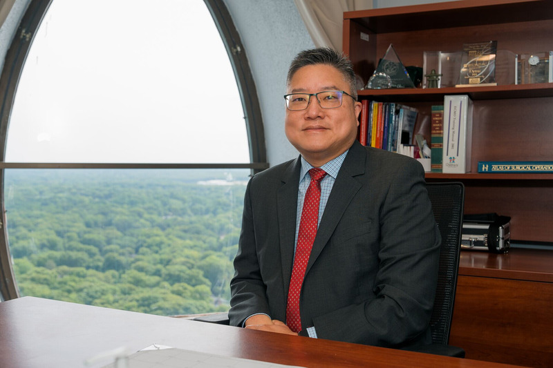 Kenneth Gow, MD